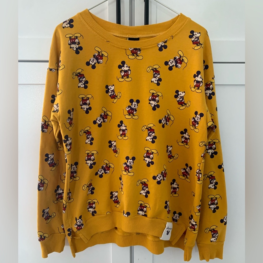 Disney Mickey Top sz Small